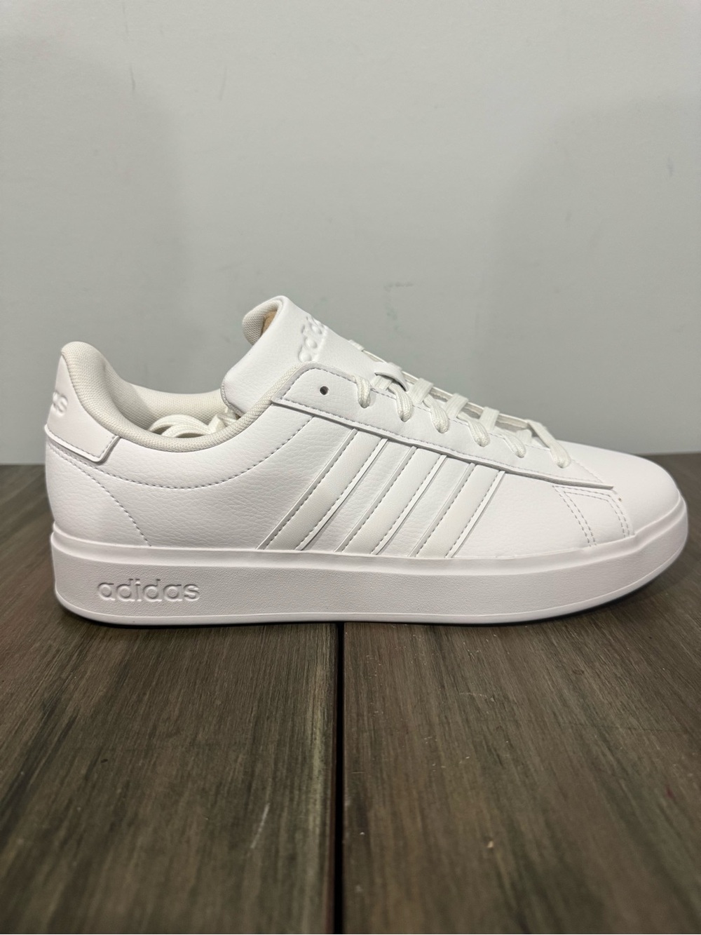 ADIDAS GRAND COURT 2.0 TRIPLE WHITE MEN SHOES